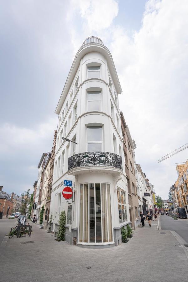 Shway - The Suit Antwerp Exterior photo
