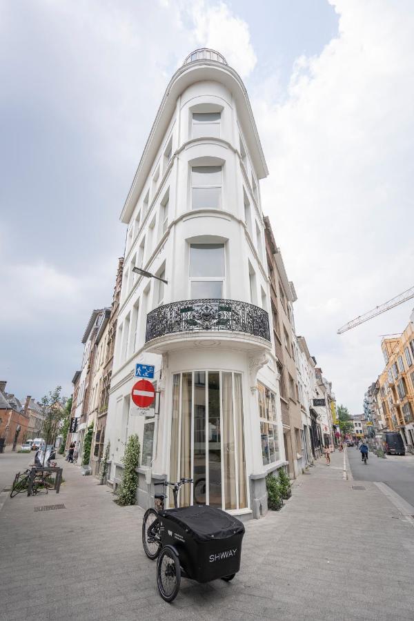 Shway - The Suit Antwerp Exterior photo