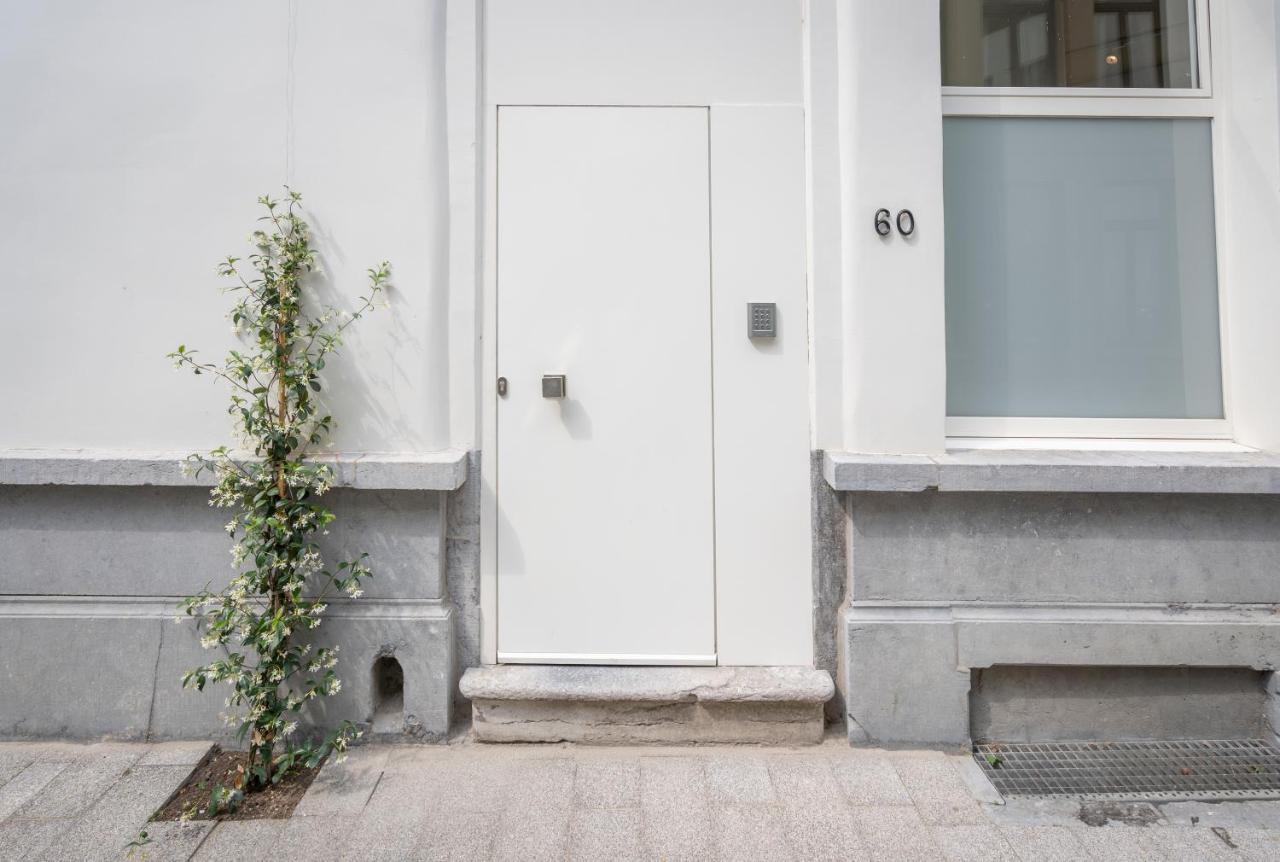 Shway - The Suit Antwerp Exterior photo